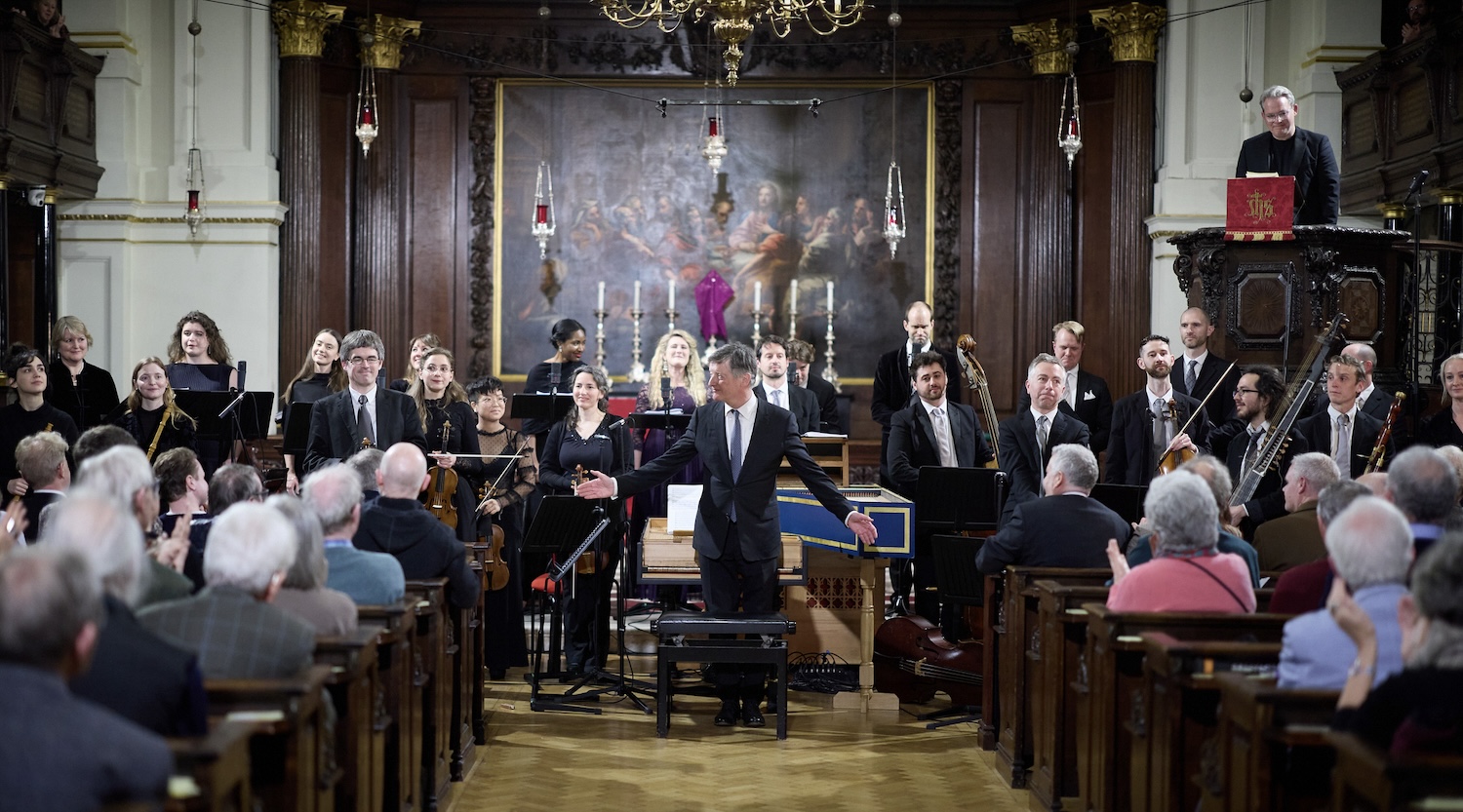 Artistic Director Harry Bicket (centre) and The English Concert