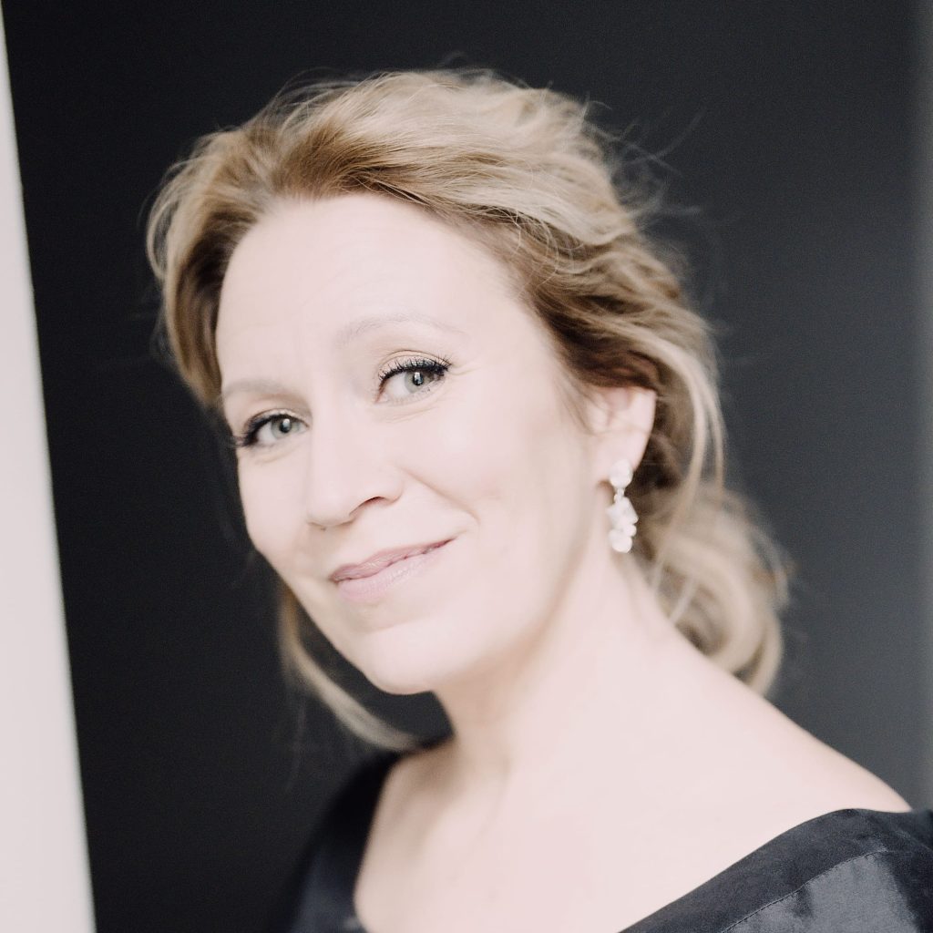 Carolyn Sampson